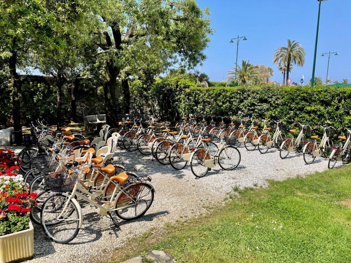 Hotel Atlantico Forte dei Marmi Zewnętrze zdjęcie